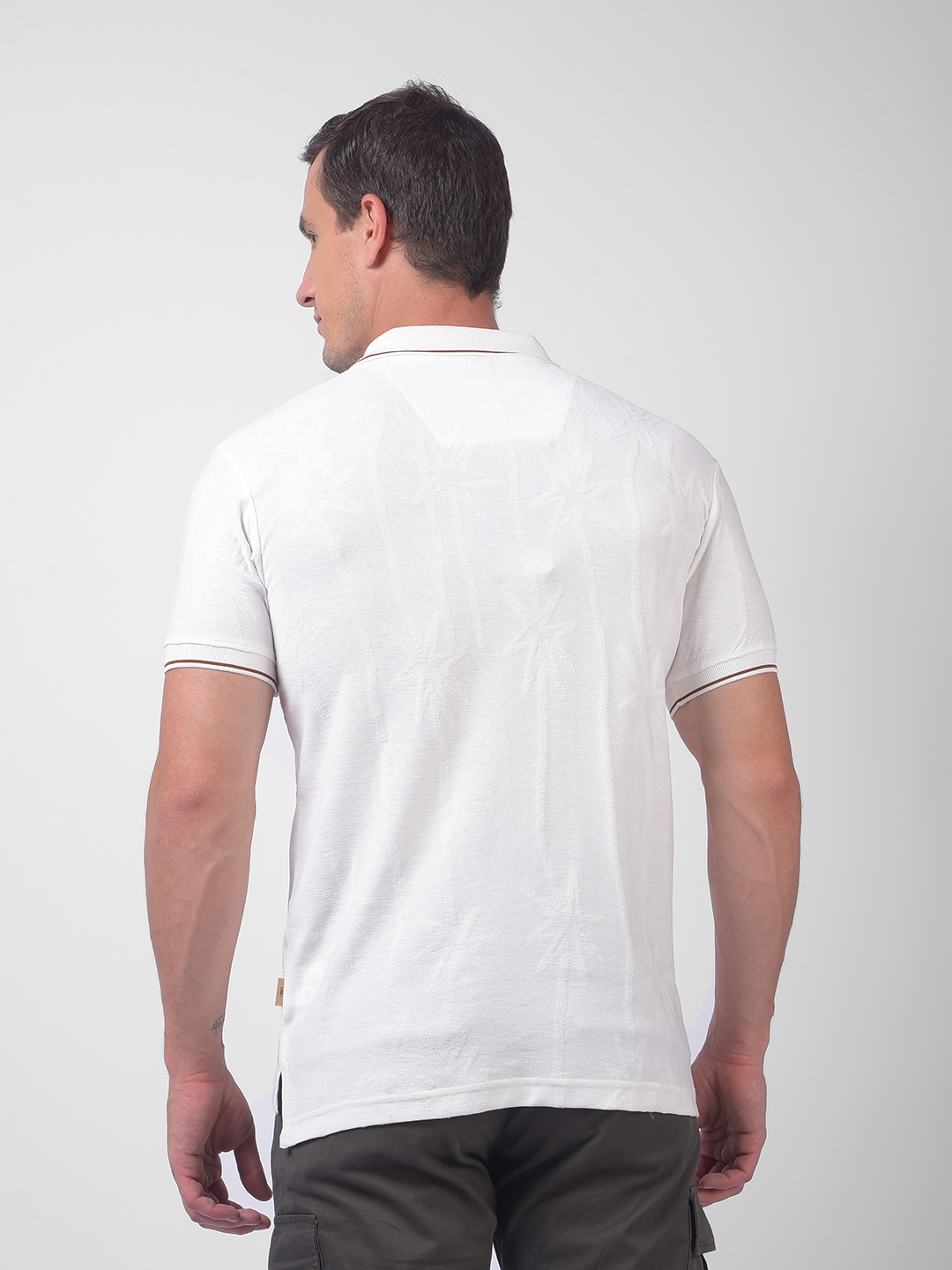 Numero Uno Men White Textured Polo Neck T-Shirt